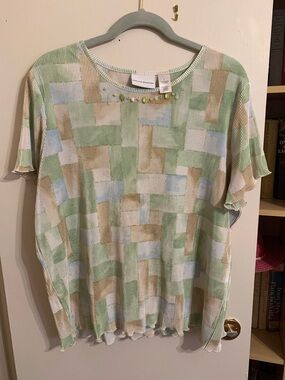 Alfred Dunner Pastel Green, Tan & Light Blue Geometric Short Sleeve Top